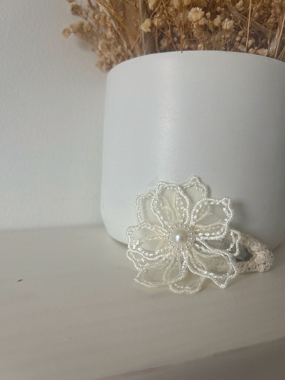 Dainty Flower Snap Clip - Large image 0