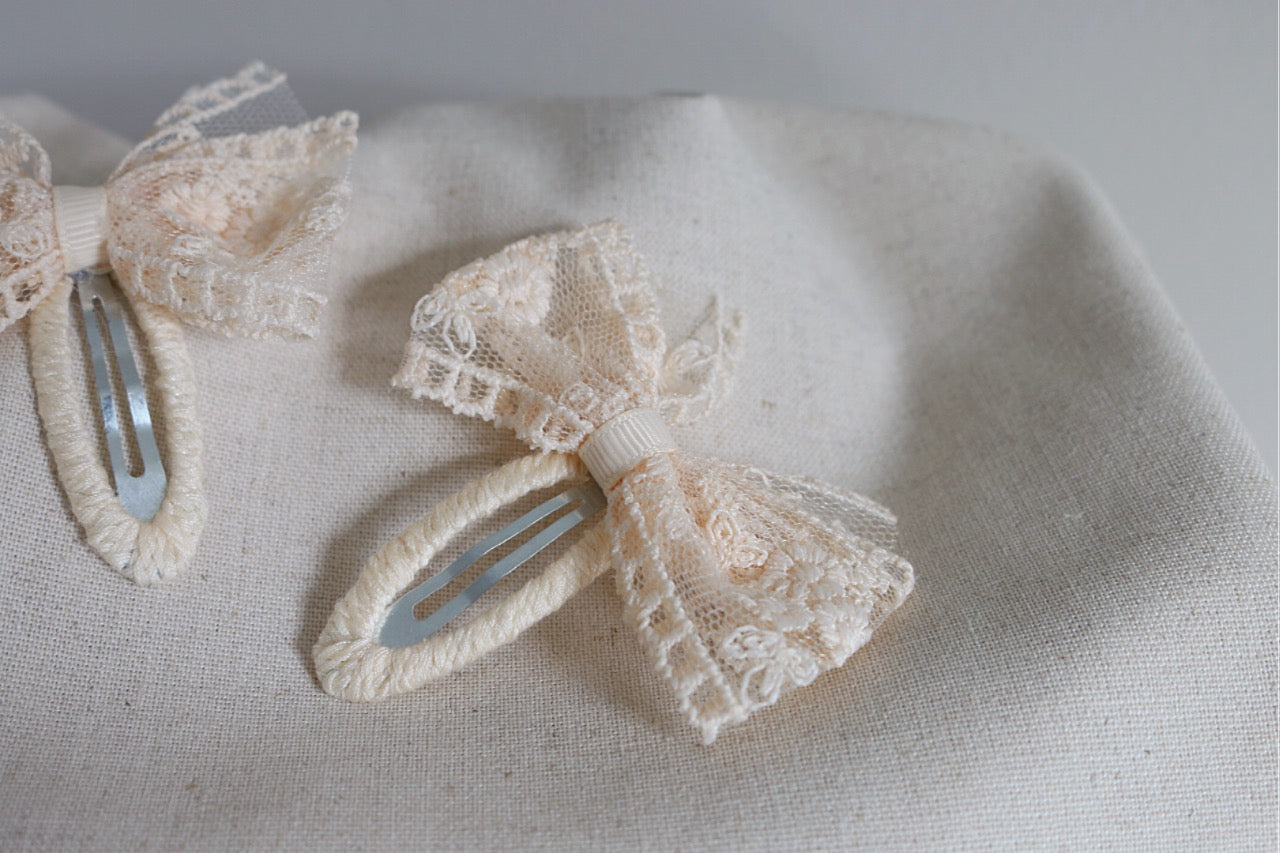 Sweetie Lace Bow Clip Set image 2