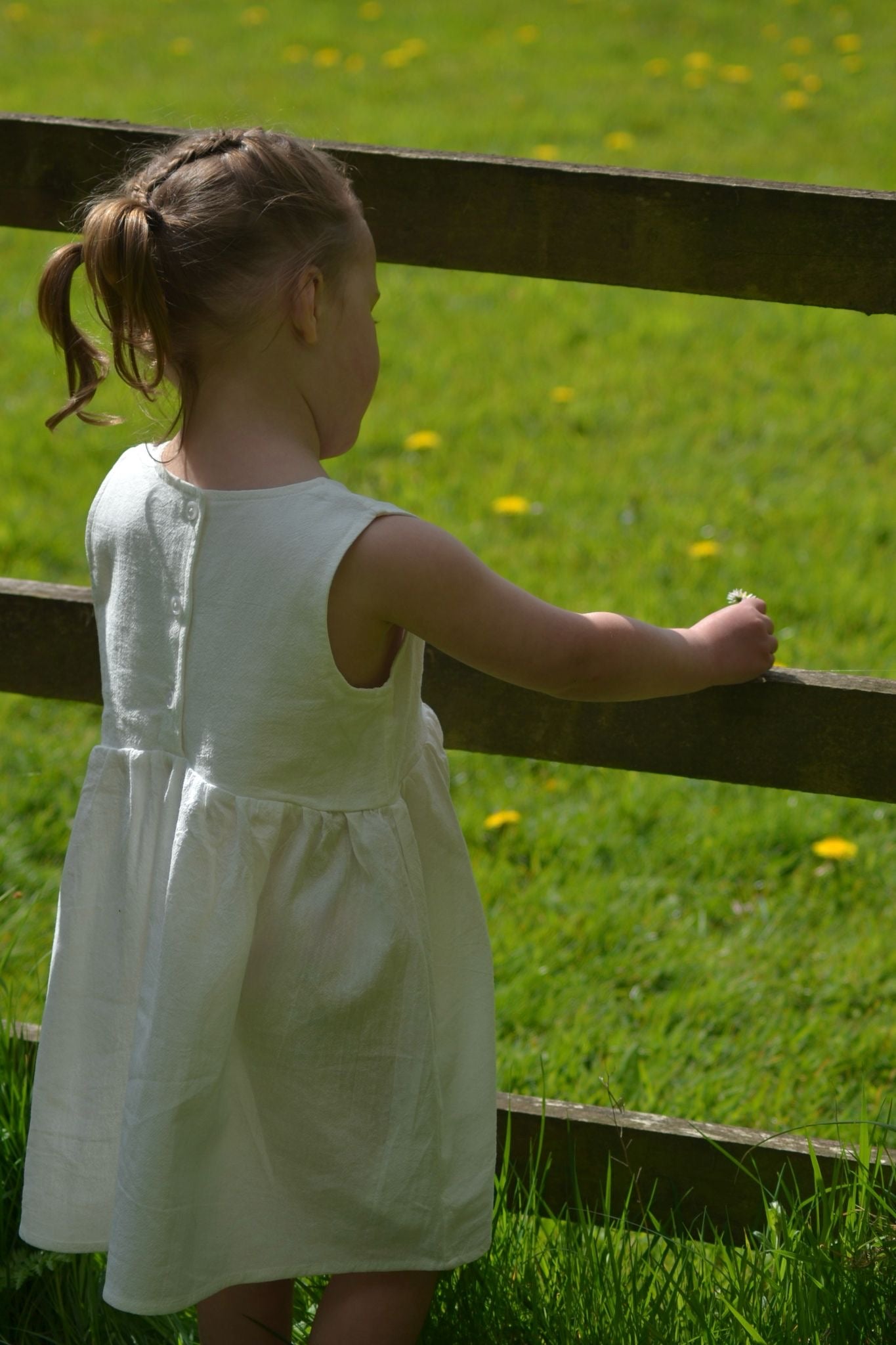 DAINTY SUMMER COTTON DRESS