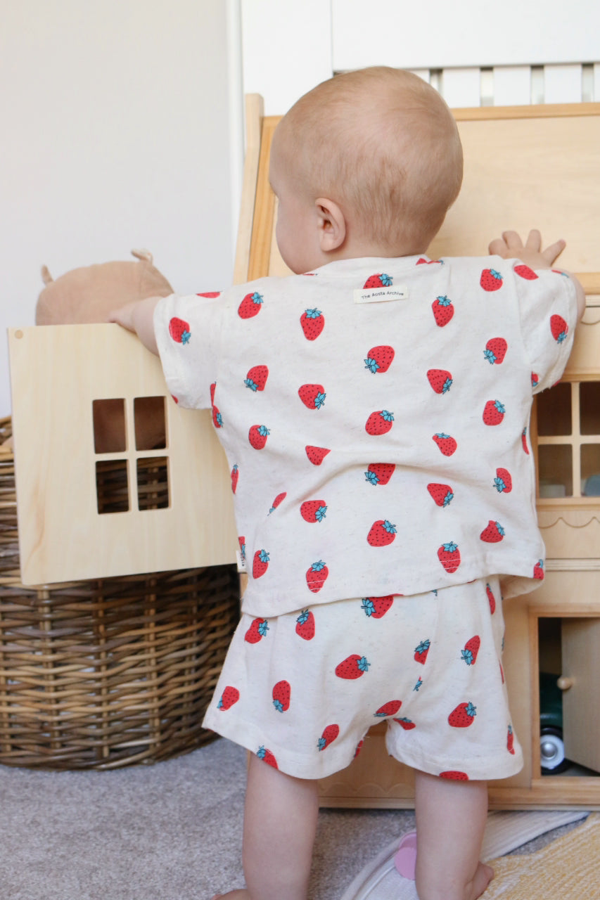 STRAWBERRY PRINT LINEN SET