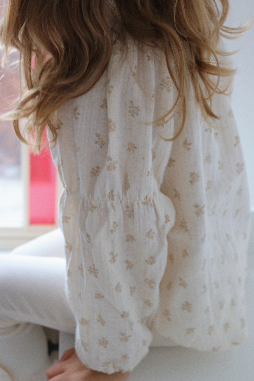 DAINTY FLORAL PRINT COTTON BLOUSE