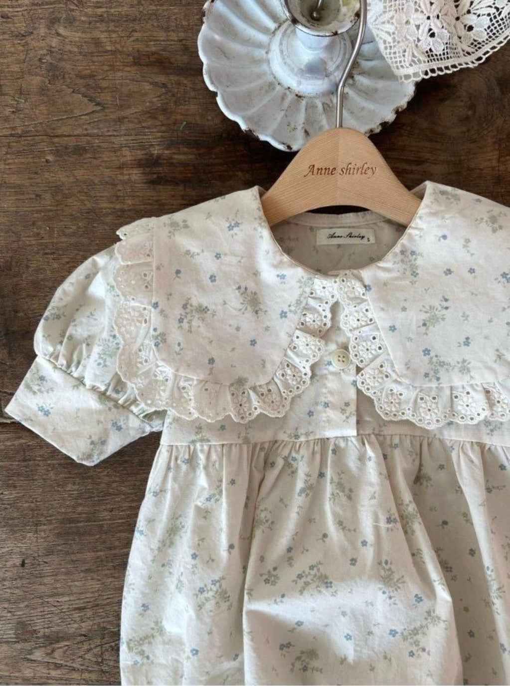 DUSKY BELL FLORAL COLLARED ROMPER