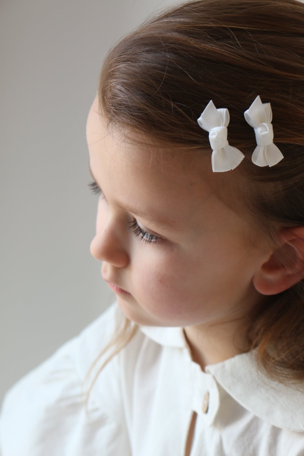 PETIT SILK RIBBON BOW SET - WHITE