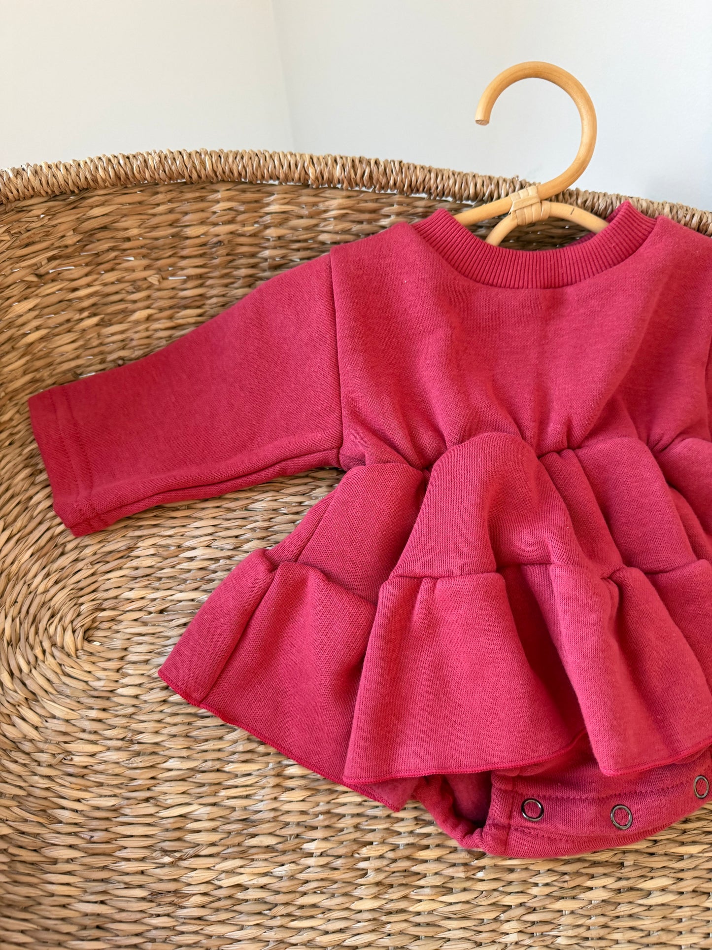 MIENBLOOM CLAUS COTTON PLUSH ROMPER WITH BONNET