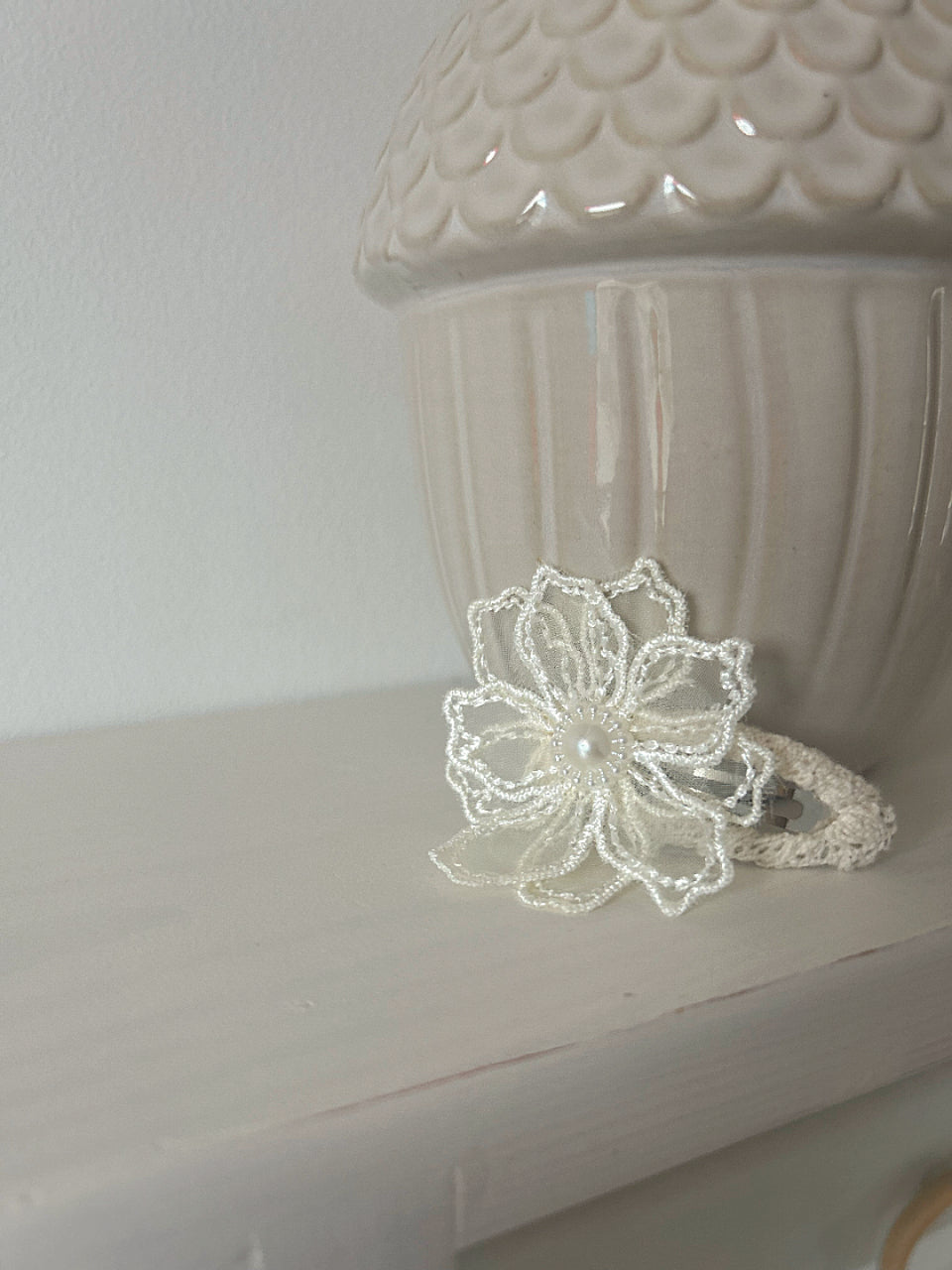 Dainty Flower Snap Clip - Large image 1