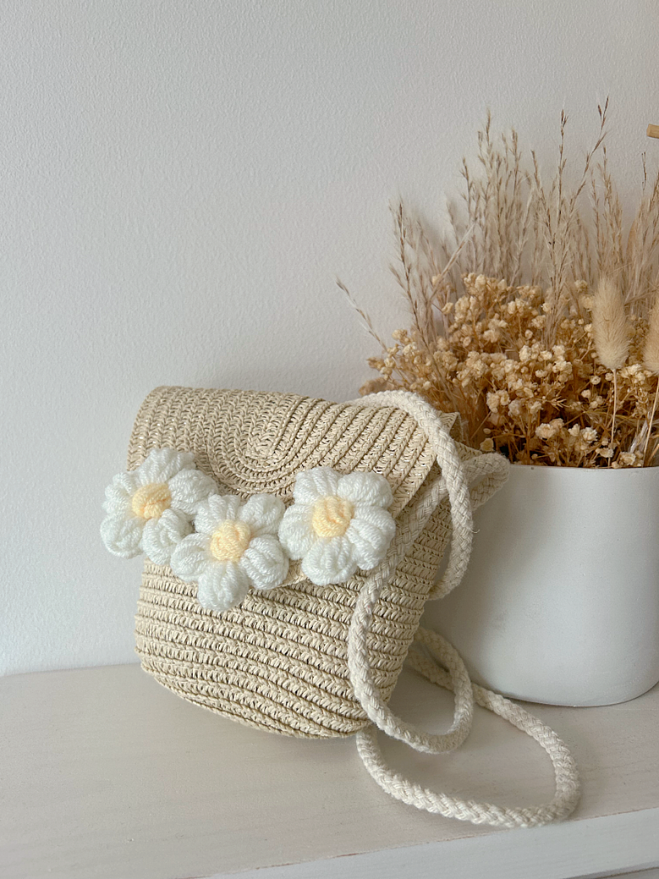 Crochet Daisy Straw Bag in Sand image 5