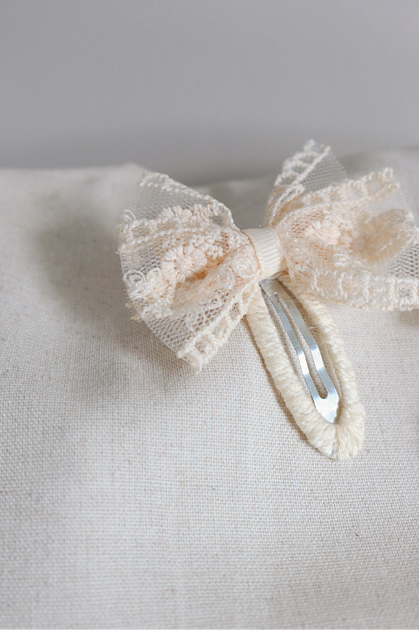 Sweetie Lace Bow Clip Set image 1