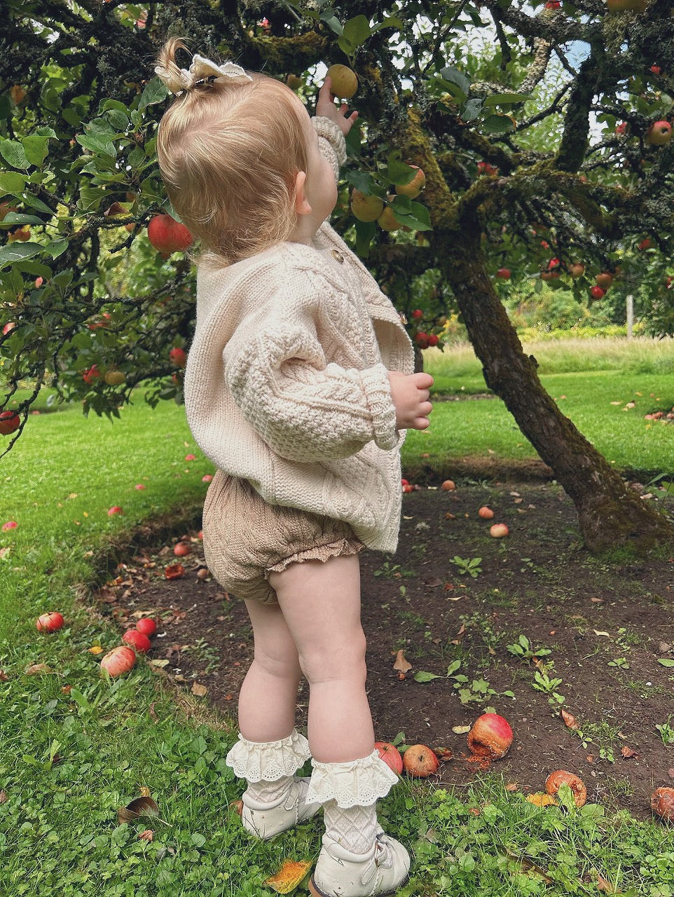 Cosy Knit Bloomers - Mocha/Latte image 3