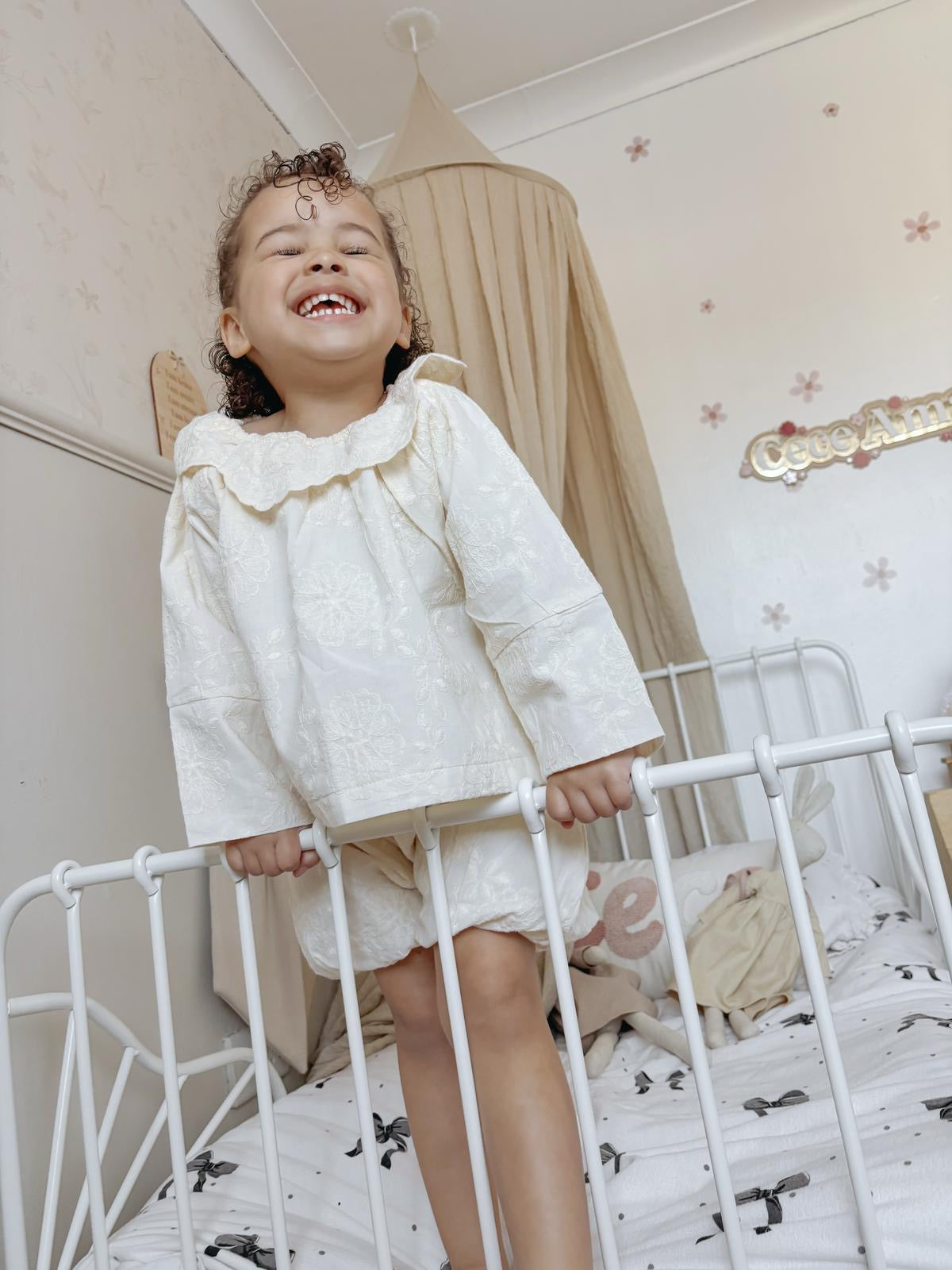 FLORAL BRODERIE COTTON BLOUSE & BLOOMER