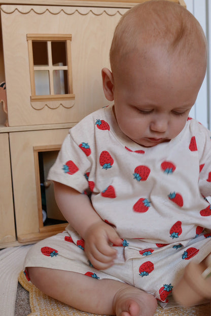 STRAWBERRY PRINT LINEN SET