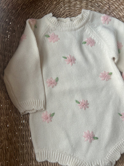 FLORAL EMBRIODERY CREAM SOFT KNIT ROMPER