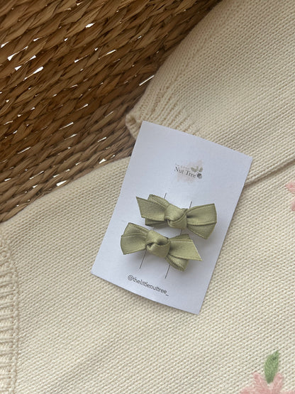 PETIT SILK RIBBON BOW SET - OLIVE