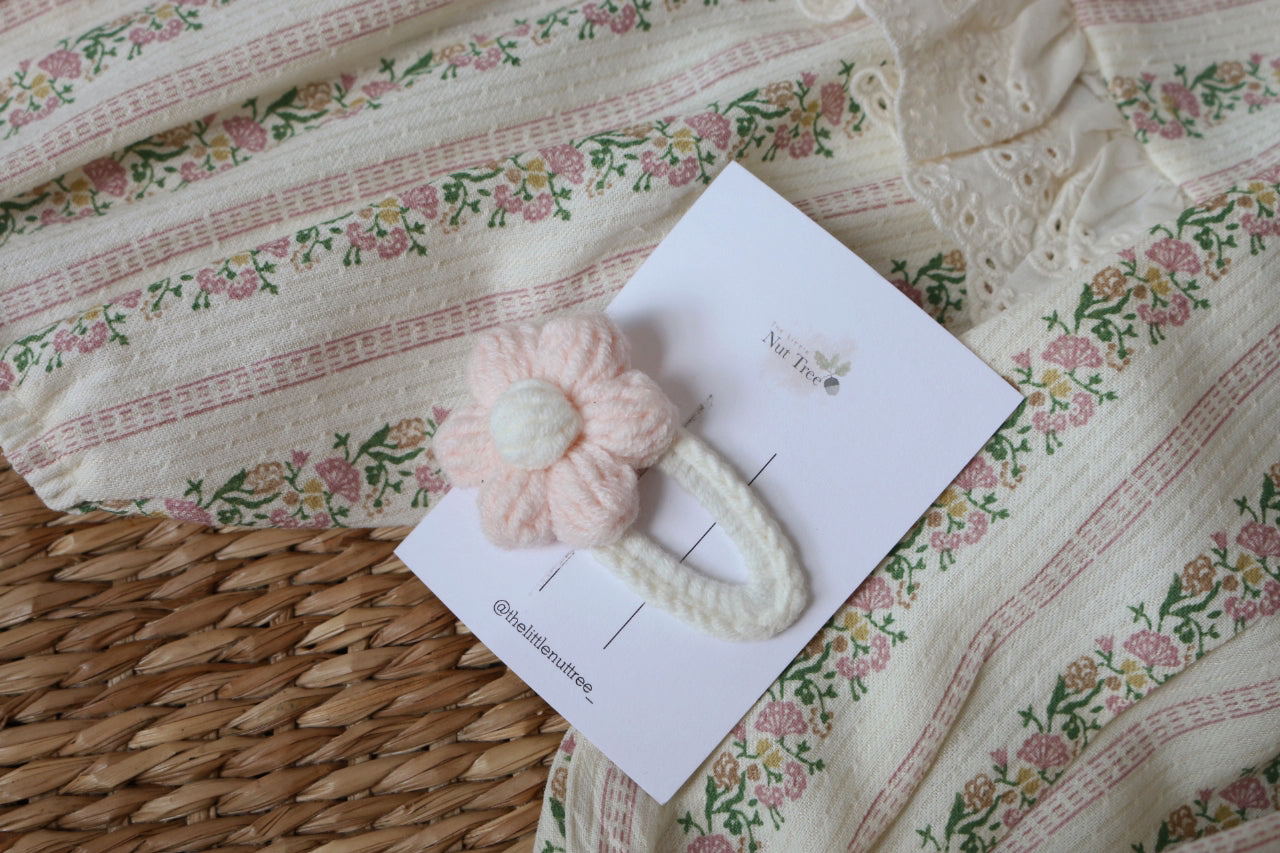 DAISY CROCHET SNAP CLIP - PINK