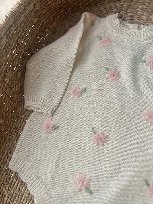 FLORAL EMBRIODERY CREAM SOFT KNIT ROMPER