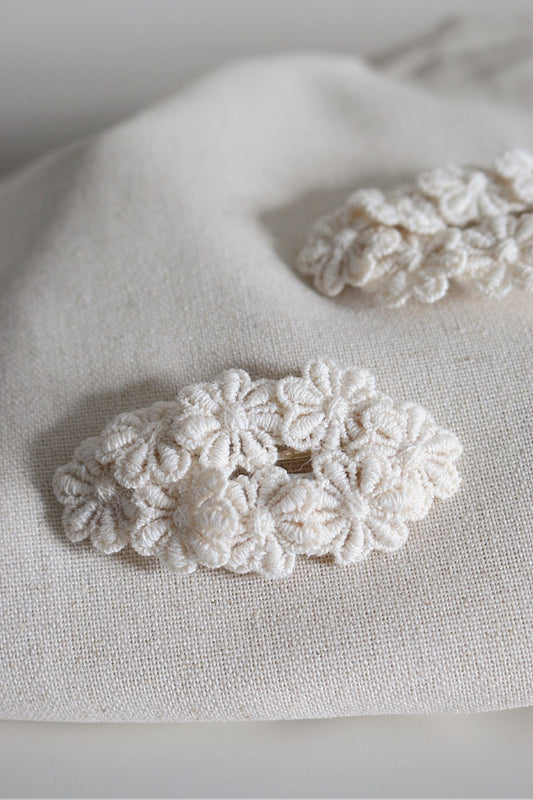 Daisy Chain Natural Snap Clip image 0