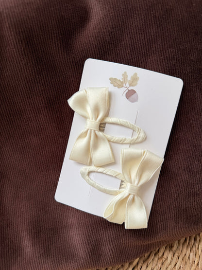 SATIN BOW PIGTAIL SET - CHAMPAGNE