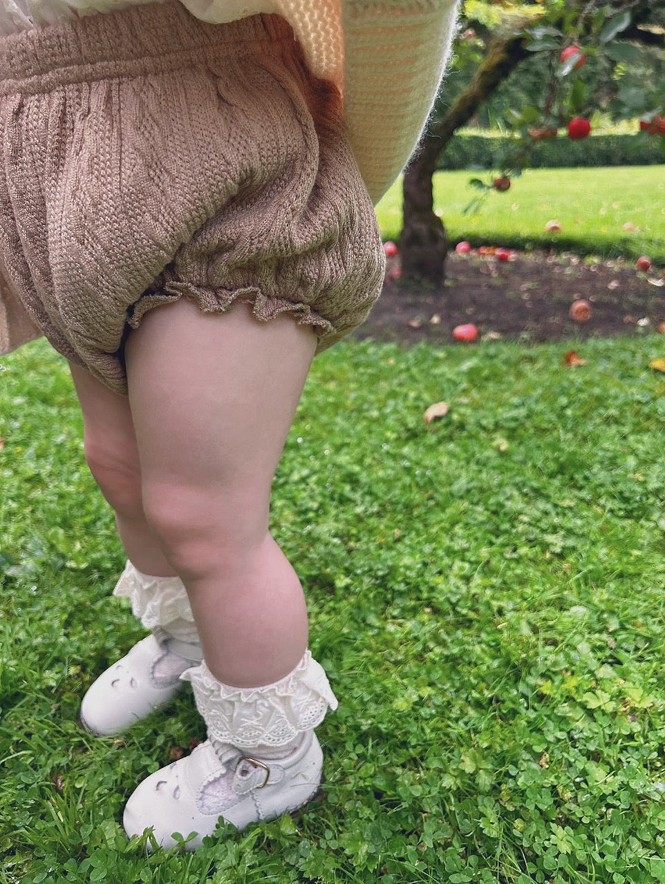 Cosy Knit Bloomers - Mocha/Latte image 1