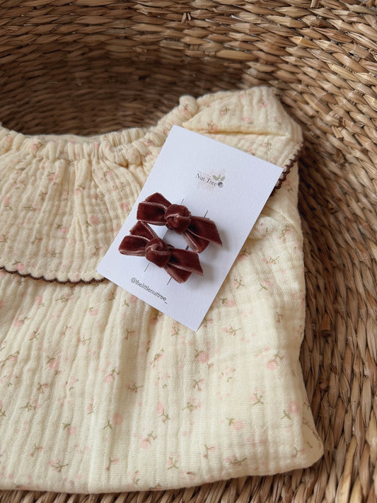 VELVET PETIT BOW SET - HOT COCO