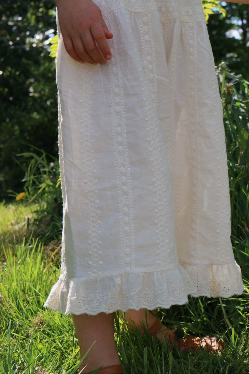 IVORY WIDE BRODERIE CULOTTES