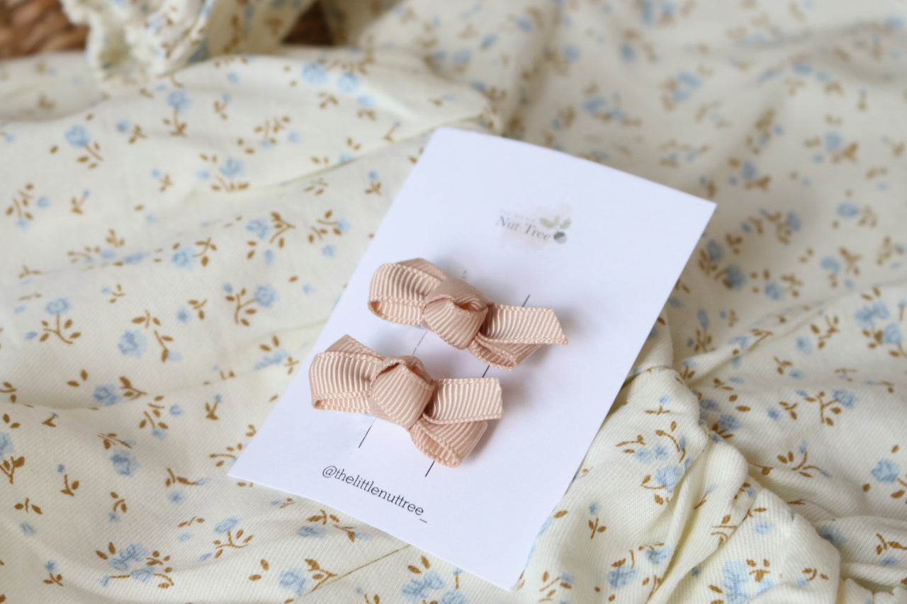 PETITE DAINTY BOW SET - MOCHA