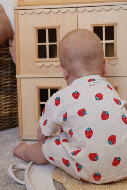 STRAWBERRY PRINT LINEN SET