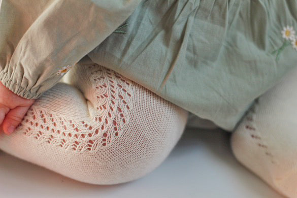 IVORY SIDE OPENWORK TIGHTS