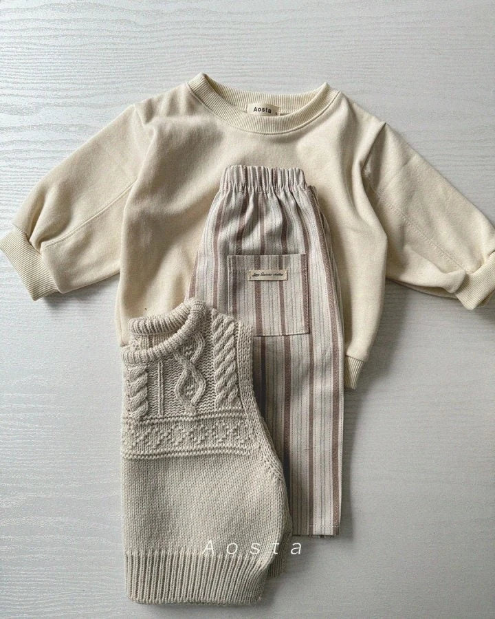 CREAM ULTRA SOFT COTTON SWEATSHIRT