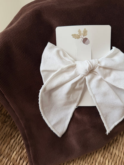 LINEN FABLE WHITE BOW - SNOW WHITE