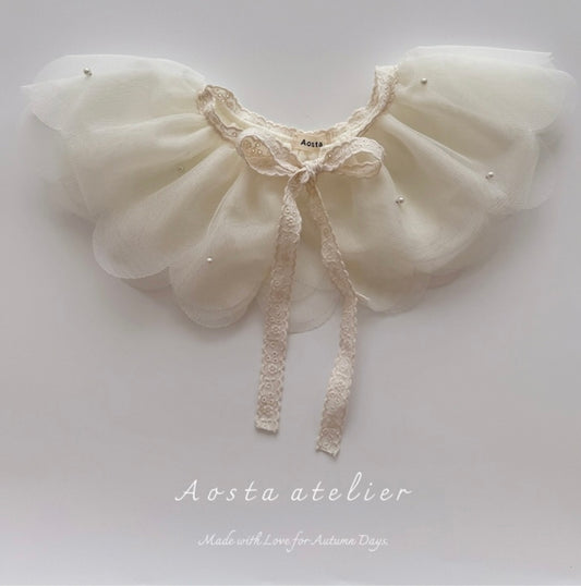 PEARL TULLE SCALLOPED COLLAR