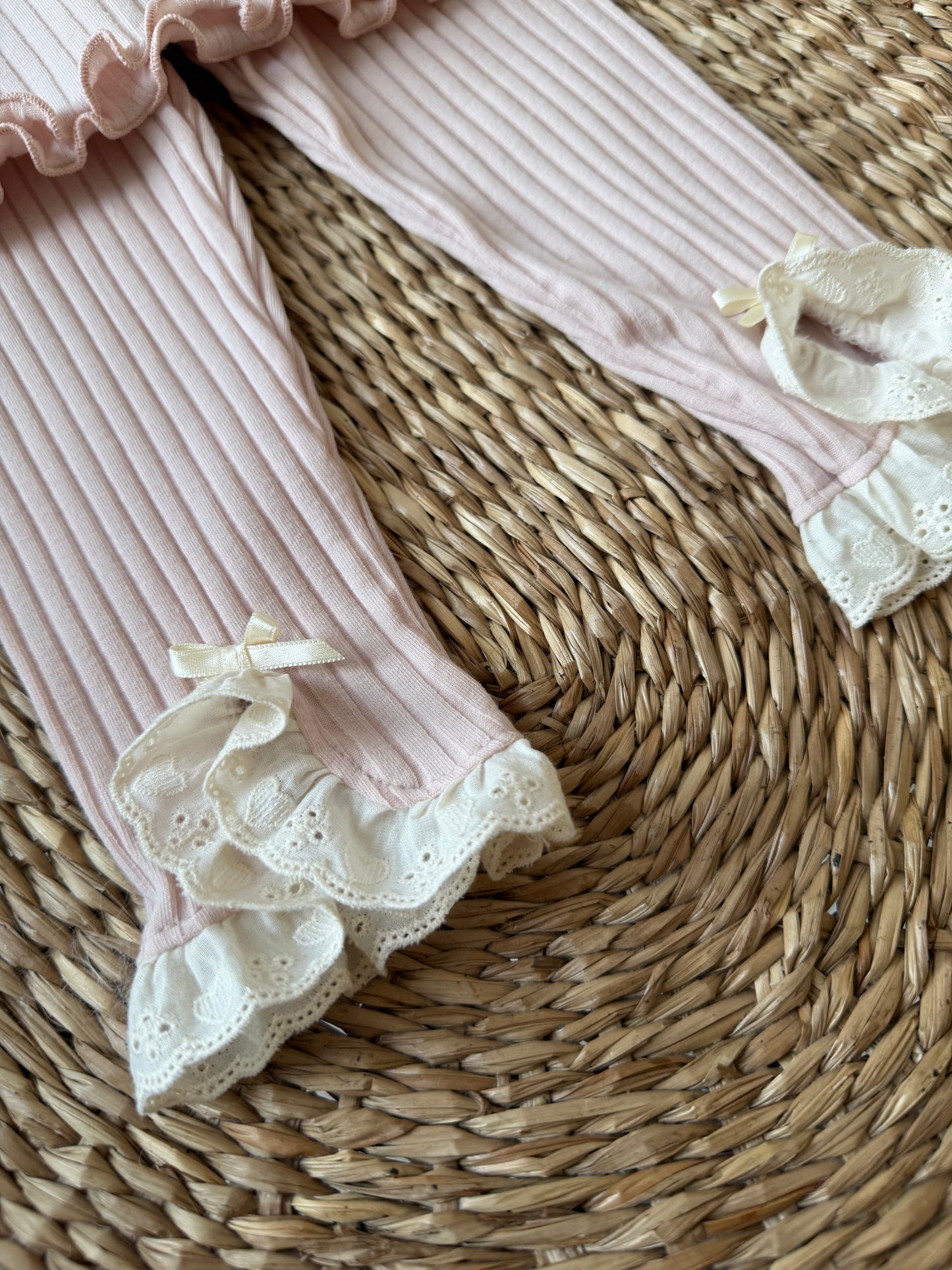 ROSE RIBBED COTTON BRODEDRIE TRIM LEGGINGS