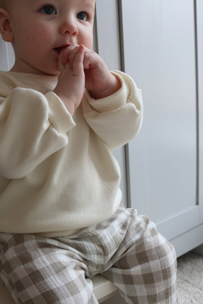 CREAM ULTRA SOFT COTTON SWEATSHIRT