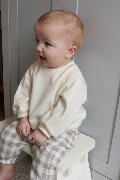 CREAM ULTRA SOFT COTTON SWEATSHIRT