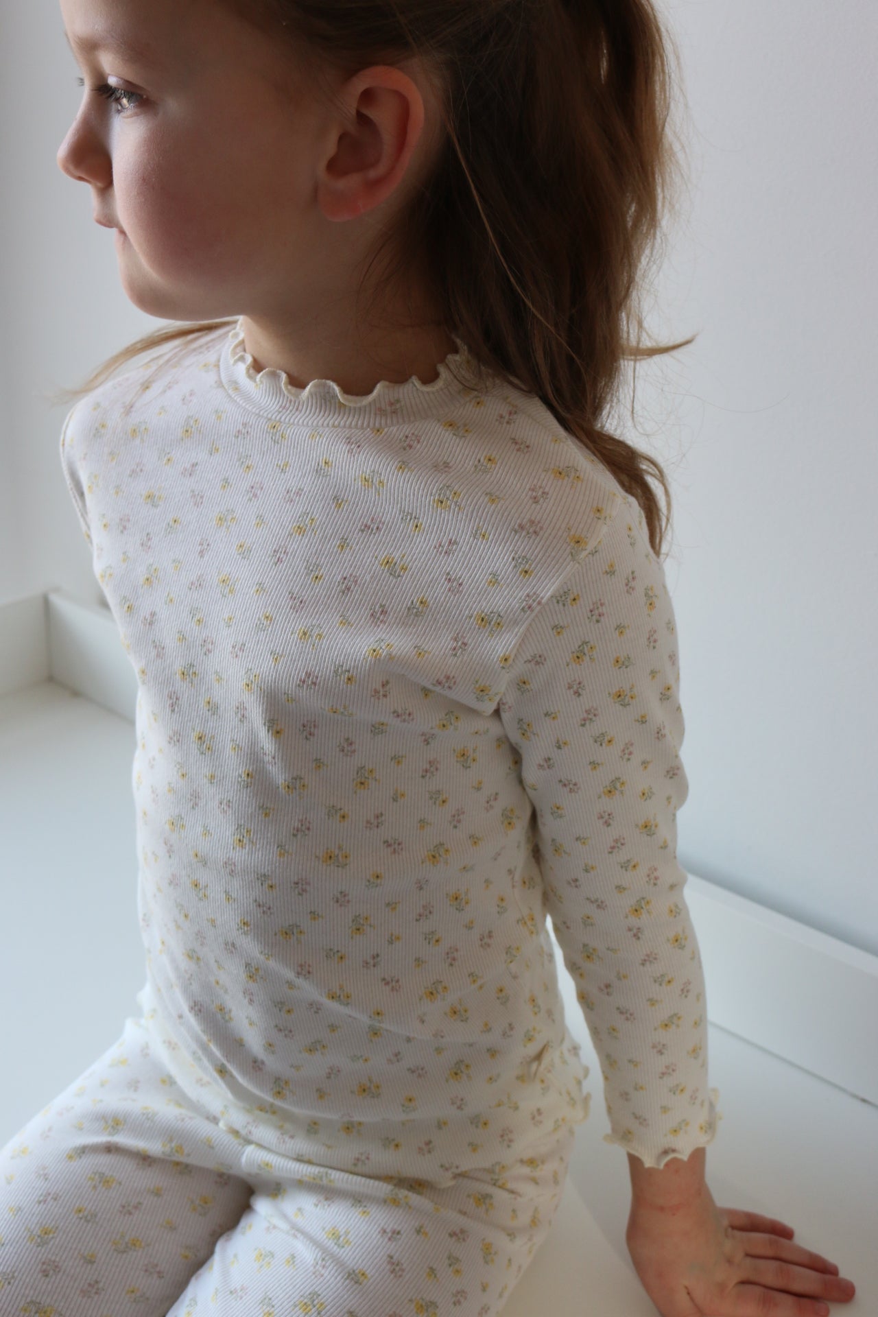 DAINTY FLORAL RIBBED COTTON FRILLED NECK TOP