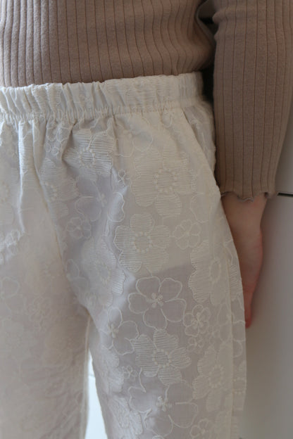 IVORY FLORAL EMBRIODERY DETAILED COTTON TROUSERS