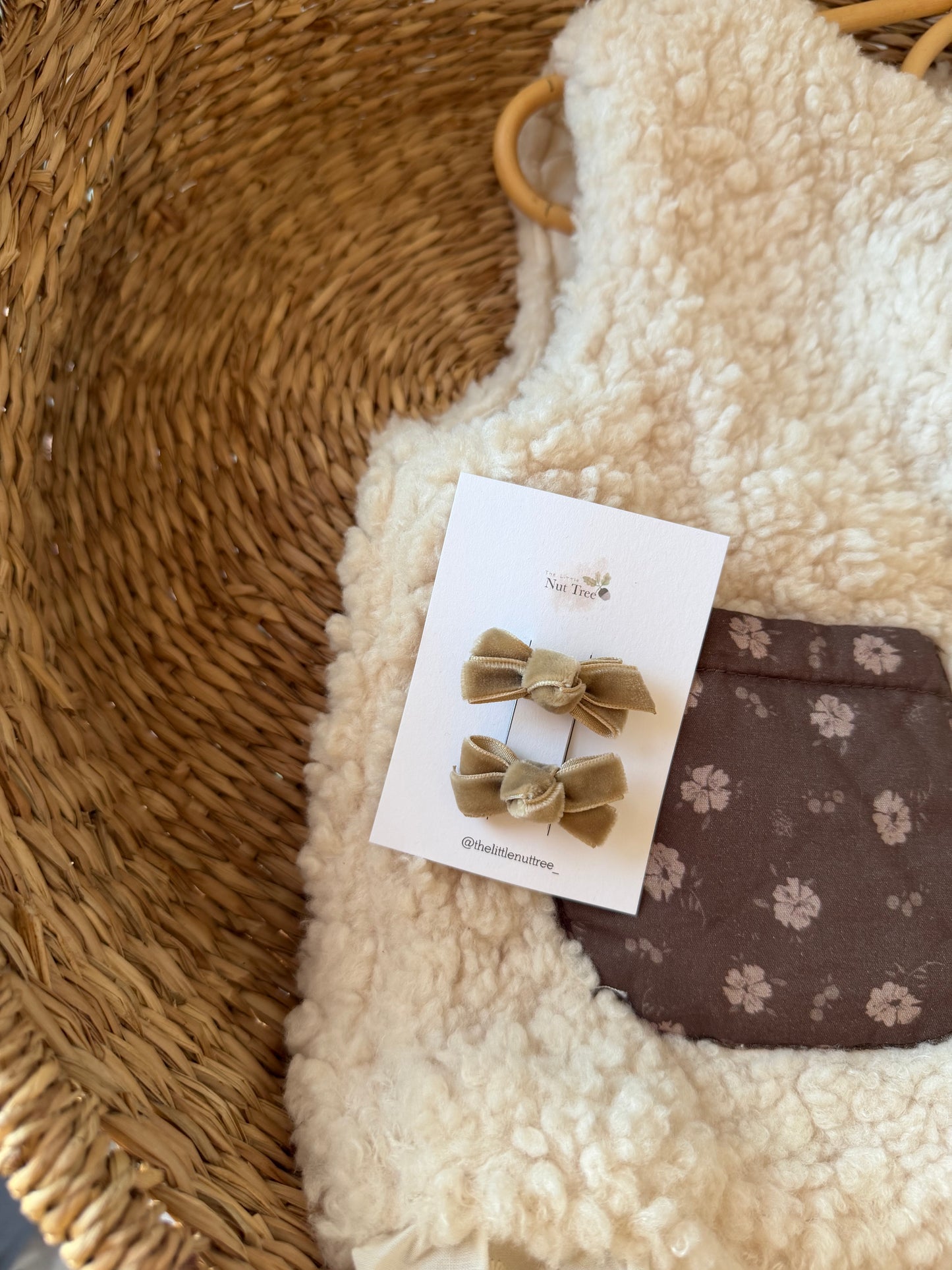 VELVET PETIT BOW SET - TOFFEE BEIGE