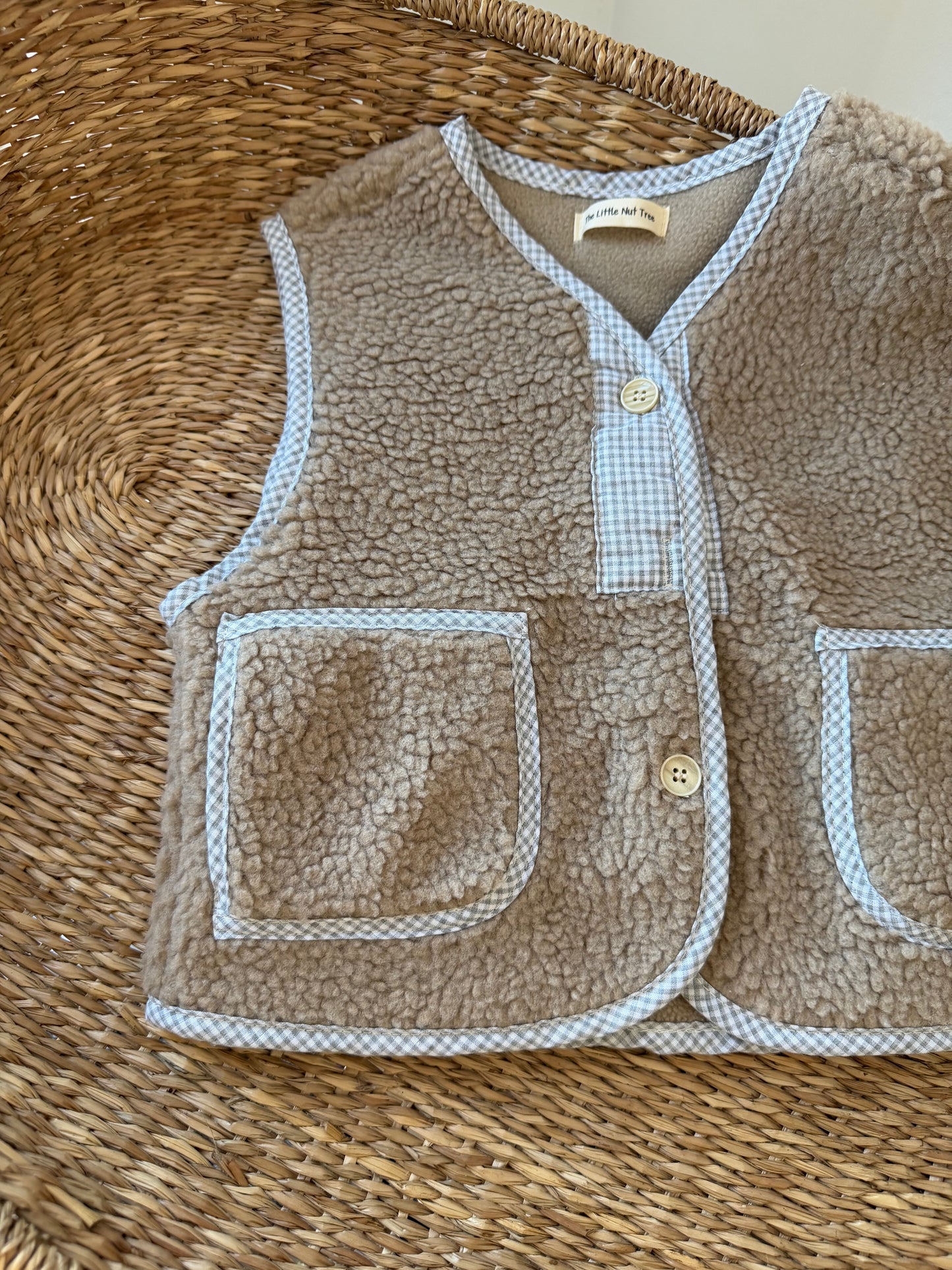 MOCHA BOUCLE POCKET GILET