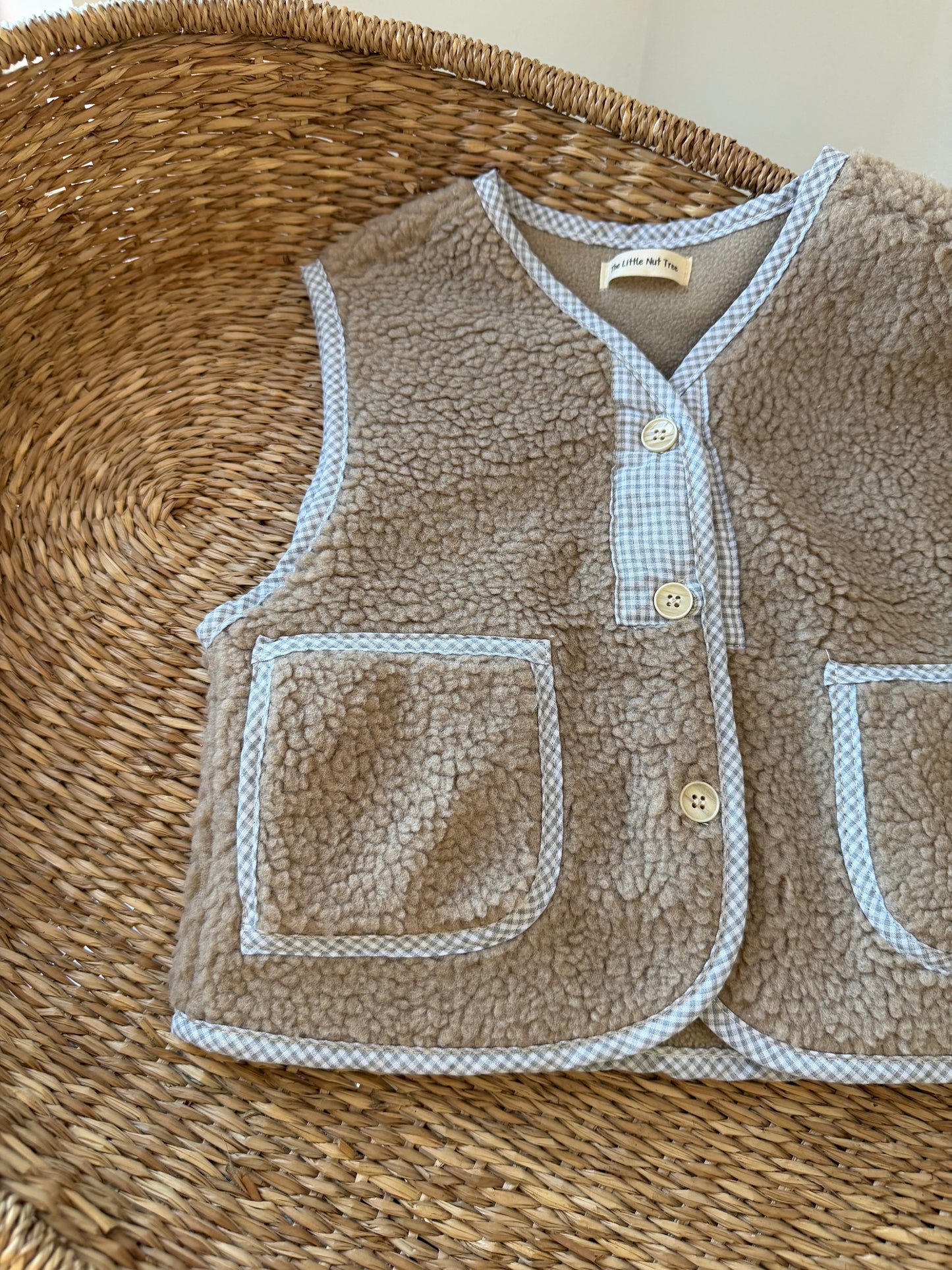 MOCHA BOUCLE POCKET GILET