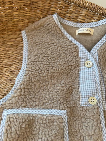 MOCHA BOUCLE POCKET GILET
