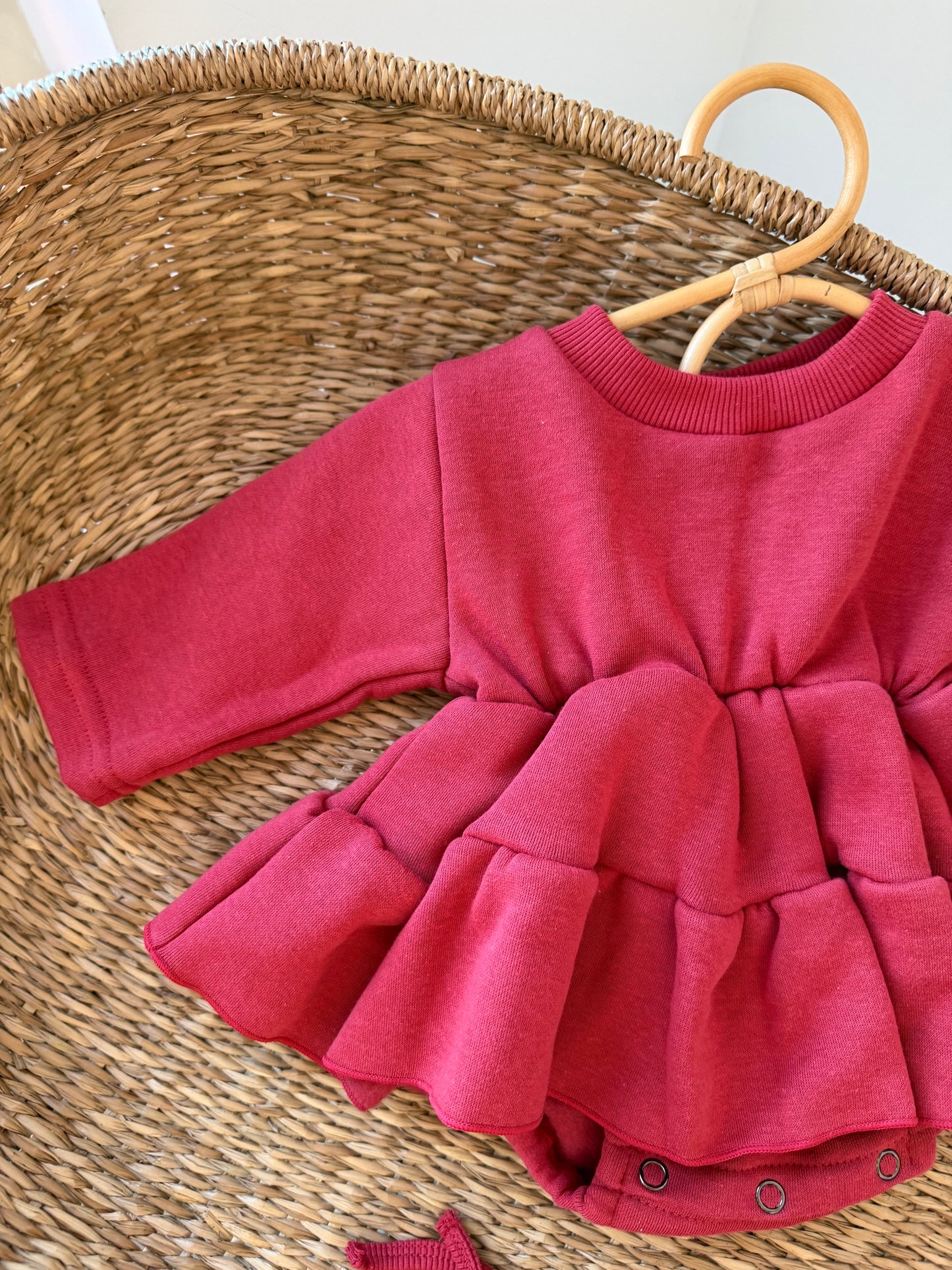 MIENBLOOM CLAUS COTTON PLUSH ROMPER WITH BONNET