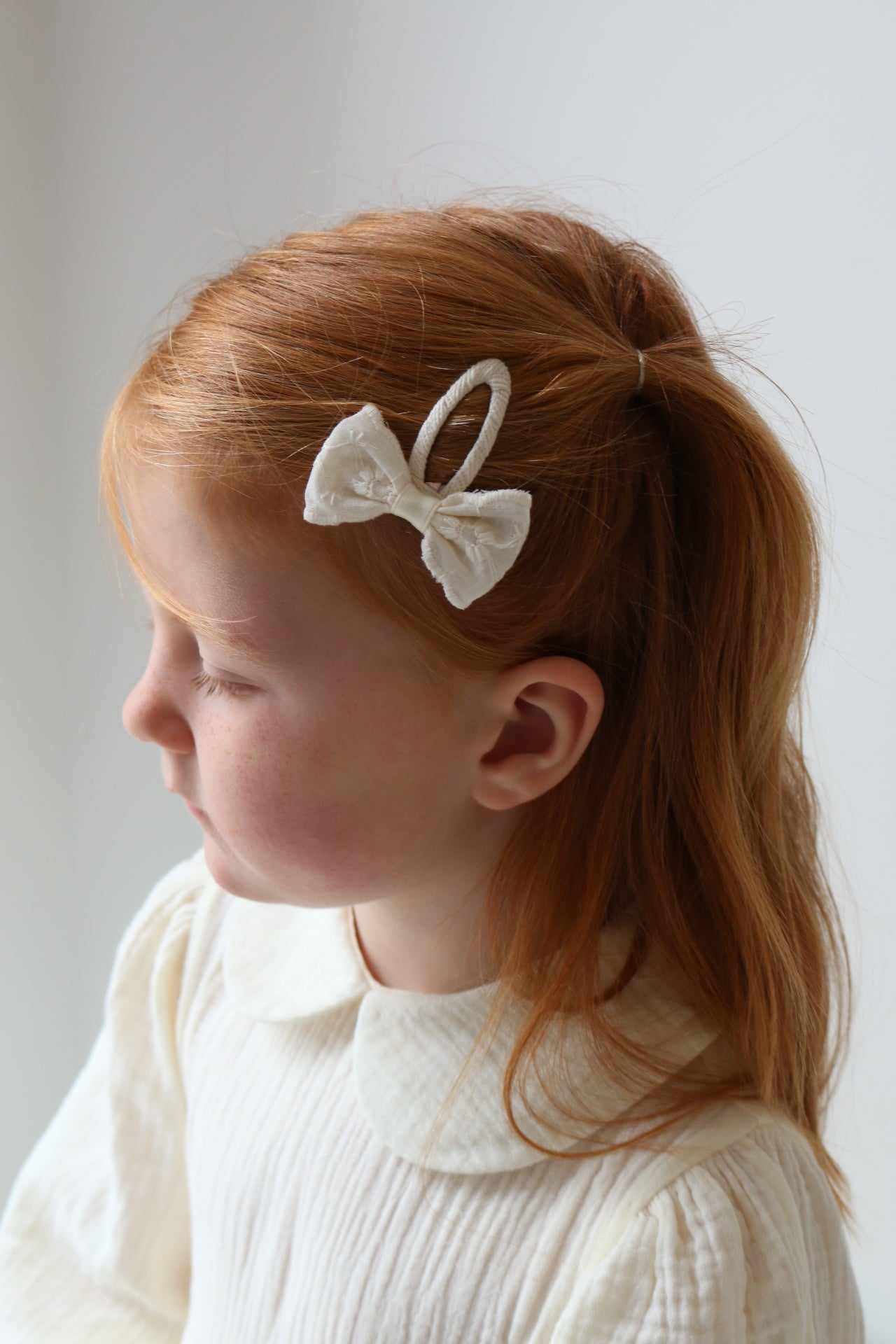 FLORAL EMBROIDERY PIGTAIL SET | CREAM