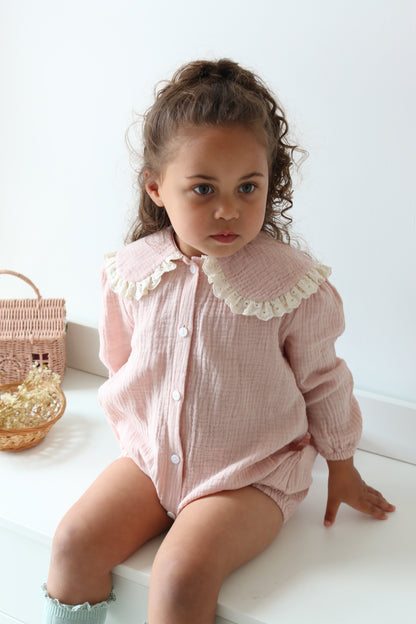 BRODERIE COLLAR MUSLIN COTTON ROMPER | SOFT ROSE