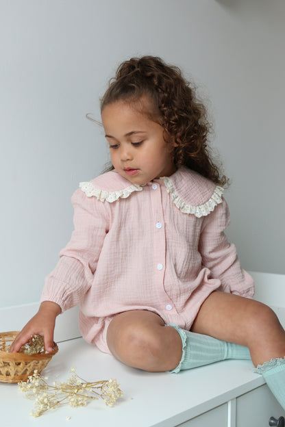 BRODERIE COLLAR MUSLIN COTTON ROMPER | SOFT ROSE