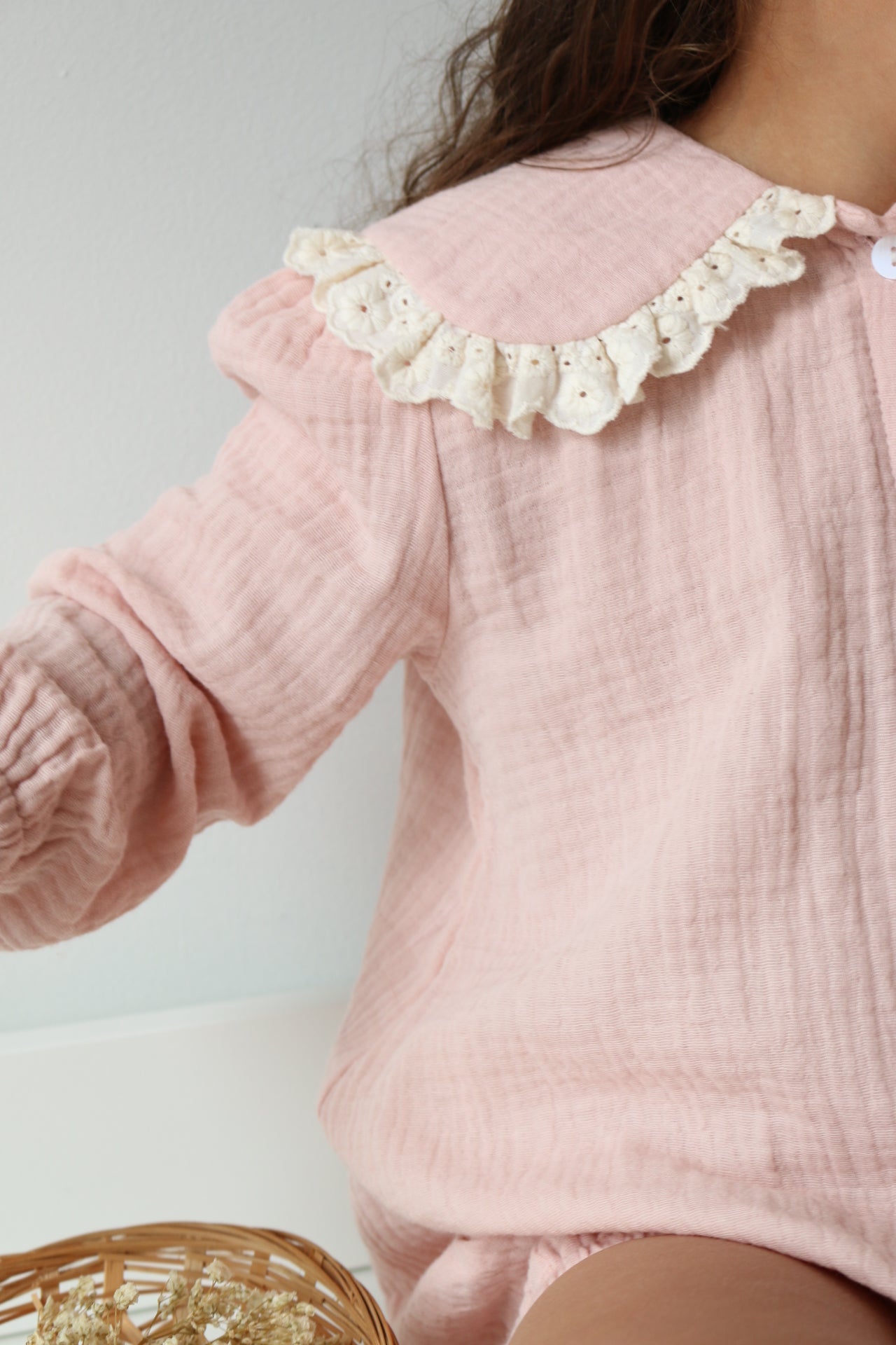 BRODERIE COLLAR MUSLIN COTTON ROMPER | SOFT ROSE