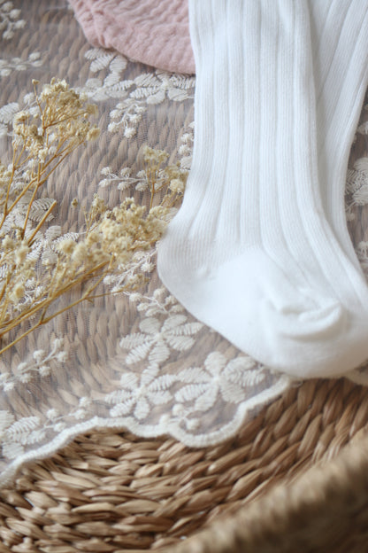 LONG COTTON LACE FRILLED SOCKS | MILK FLOWER