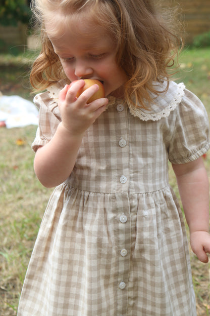 GINGHAM COTTON SMOCK DRESS | OAT & CREAM