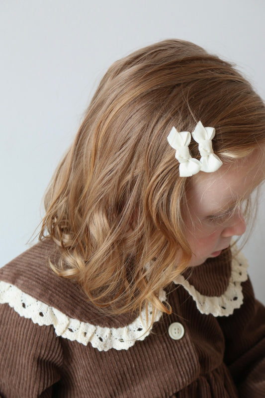 PETITE SILK RIBBON BOW SET | CREAM
