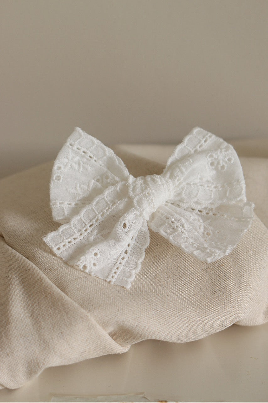 White Broderie Anglais Dainty Bow image 0