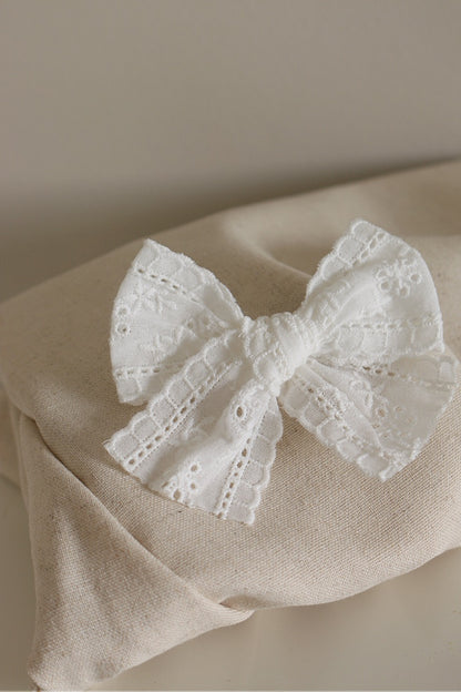 White Broderie Anglais Dainty Bow image 2